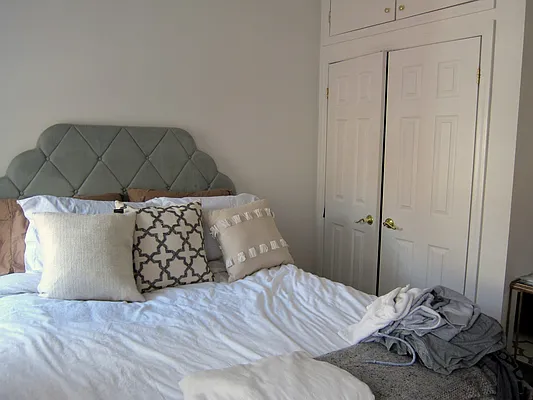 Rented by Chartwell Manhattan Realty | media 8