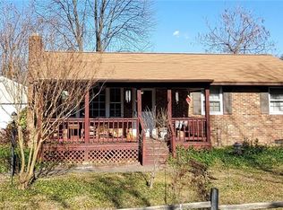 320 Sunset Blvd, Chester, VA 23836