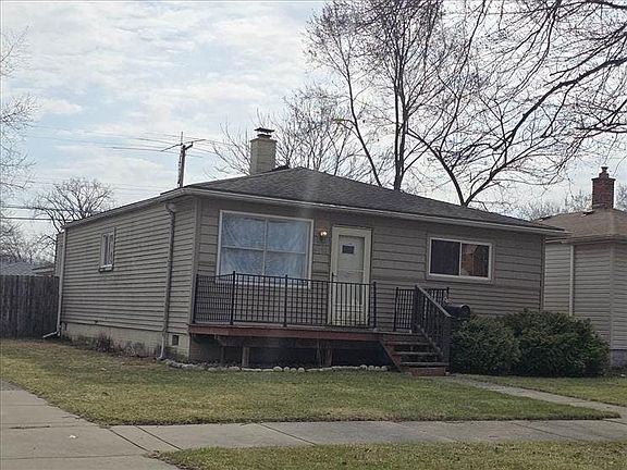 3rd image of 4403 Kingston St
