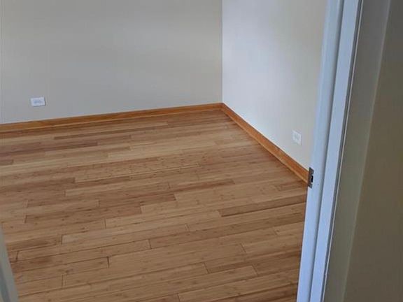 2nd image of 4644 153rd St #2A