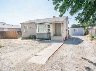 228 E 4th Ave, Kennewick, WA 99336