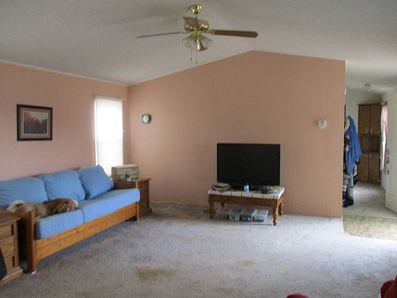 3rd image of 6330 Alderfer Ave