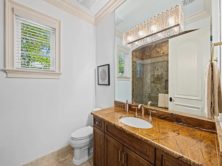 639 Middle River Dr — Photo 40