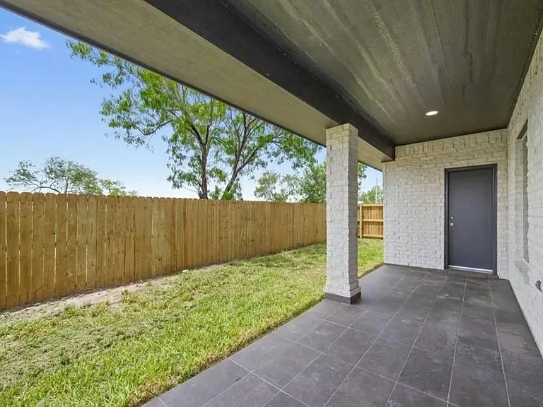 5413 Tulip Ct — Photo 23