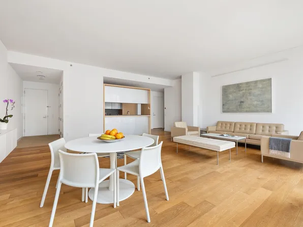 311 West Broadway image 2 of 7