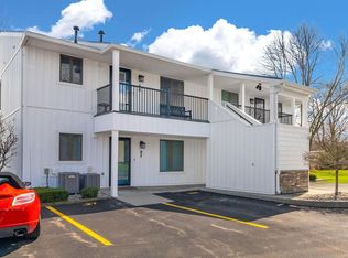 5749 Main St APT 28, Lexington, MI 48450