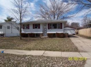 1442 Moore St, Beloit, WI 53511
