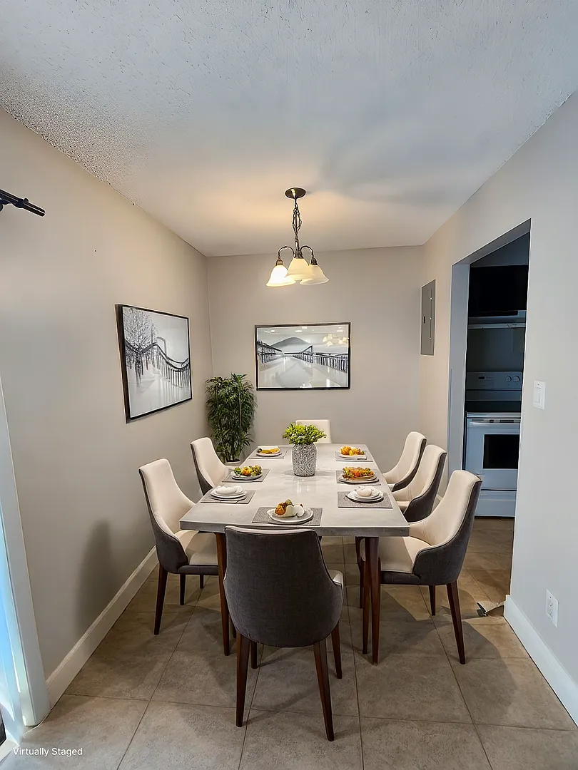 Spacious and convenient 1 Bedroom. Won't last! — Photo 4