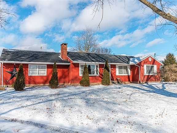 2nd image of 1615 Myers Dr