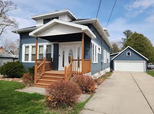 108 Lilac Dr, Francis Creek, WI 54214