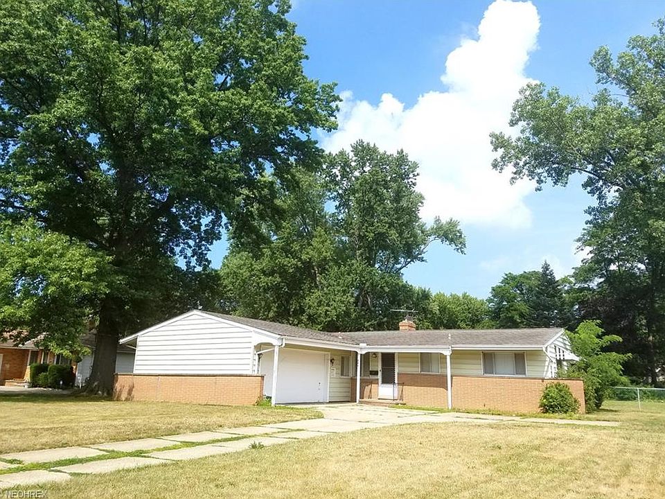 1st image of 3005 Laura Ln