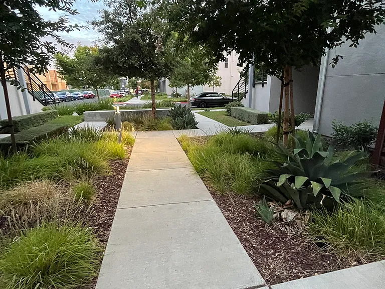 6812 Steel Ct — Photo 29