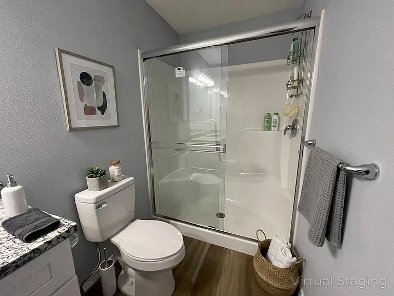 2 C St #B — Photo 6