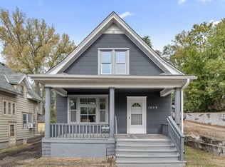 1609 7th St E, Saint Paul, MN 55106