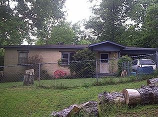 110 Oakhill Rd, Hot Springs, AR 71913