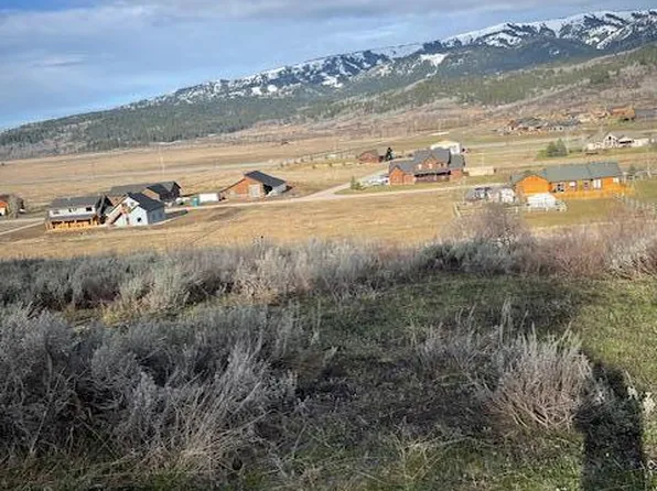 39 Buffalo Dr, Alpine, WY 83128