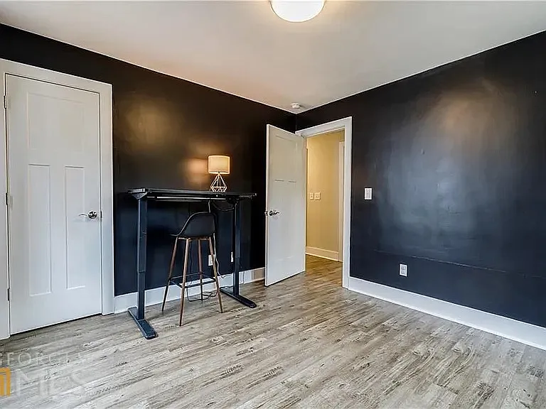 2573 Joyce Ave — Photo 20