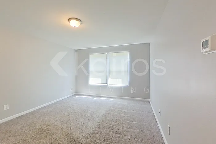 111 Lochwolde Dr — Photo 12