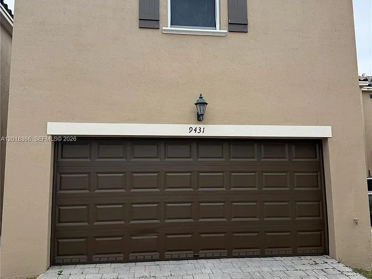 9431 SW 172nd Ave — Photo 4
