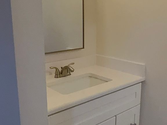 2nd image of 5001 Grande Dr