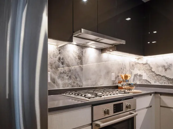 7101 River Road image 5 of 36