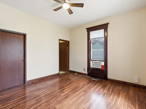 1418 E 9th St #1SB, Des Moines, IA 50316