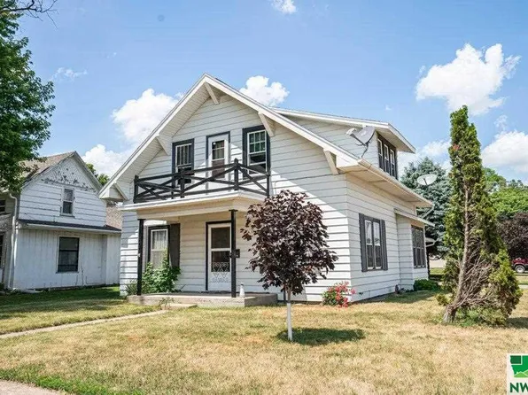 301 Webster St, Merrill, IA 51038