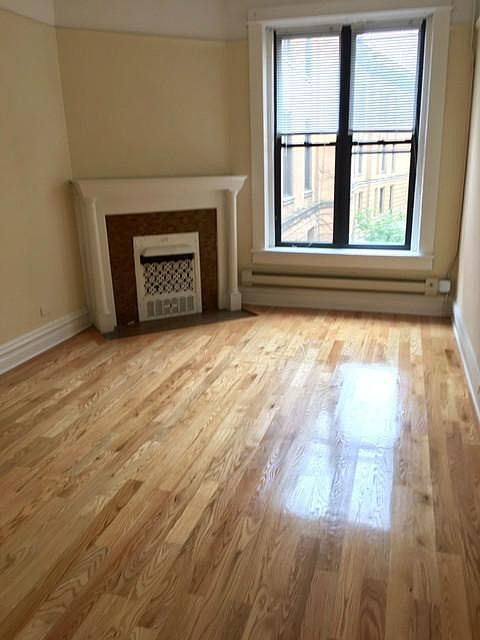 1st image of 428 W Belden Ave #23 L