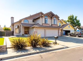 1451 Roman Dr, Rohnert Park, CA 94928