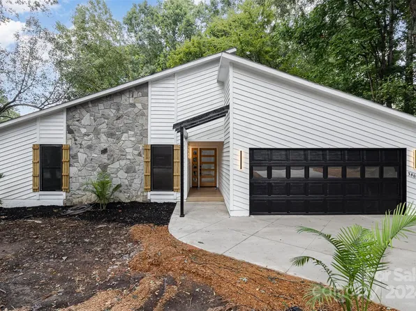 3800 Sweetgrass Ln, Charlotte, NC 28226