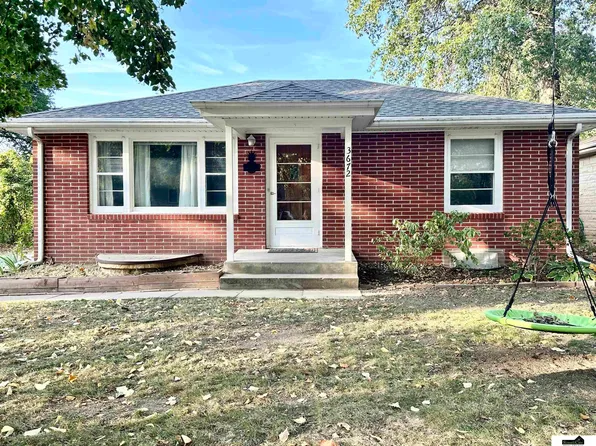 3672 X St, Lincoln, NE 68503