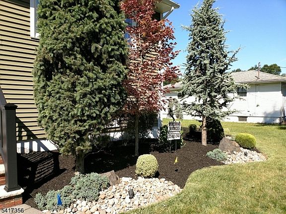 4th image of 25 Kent Pl