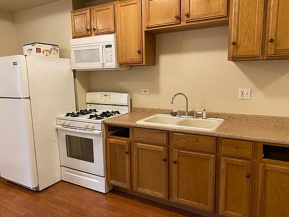 5th image of 5127 W 30th St #2E-B