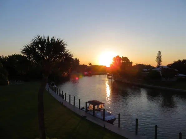 1250 Tennisplace Ct #B32, Sanibel, FL 33957