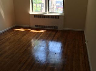 2700 Bainbridge Ave, Bronx, NY 10458