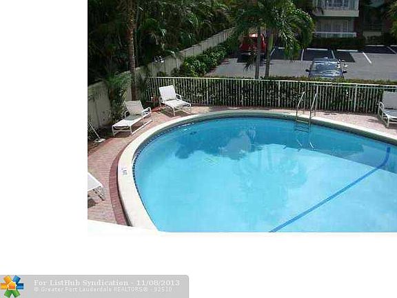3rd image of 2424 SE Seventeen Street Cswy #208B