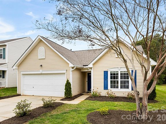 3rd image of 727 Almora Dr