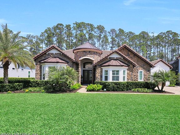 3rd image of 249 DEER VALLEY Drive