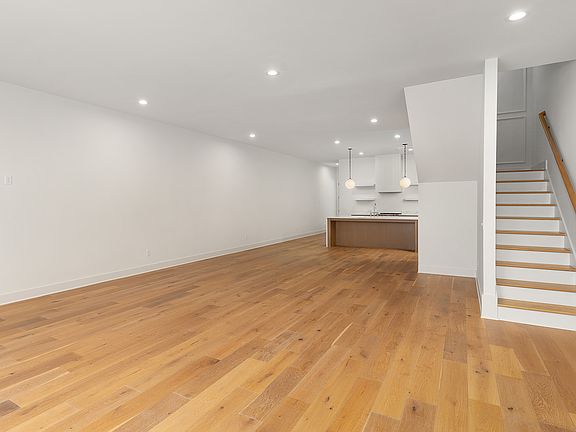 5th image of 1036 E 4th St #103