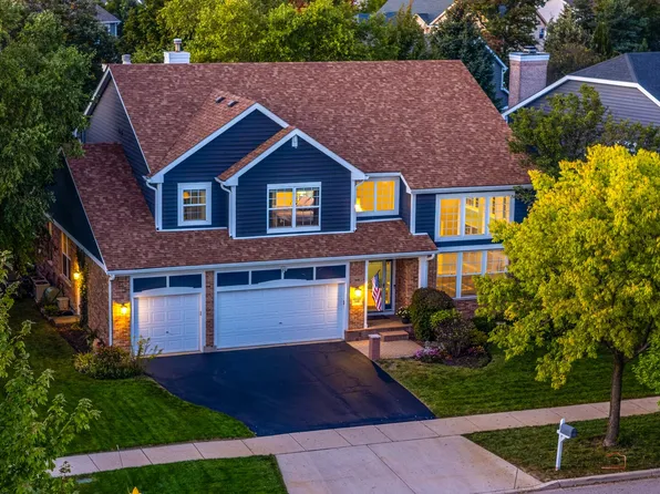 568 Crooked Stick Ct, Vernon Hills, IL 60061