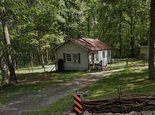 736 Glen Savage Rd, Fairhope, PA 15538