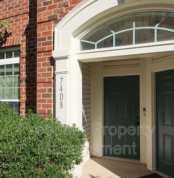 7408 Brunson Cir — Photo 2