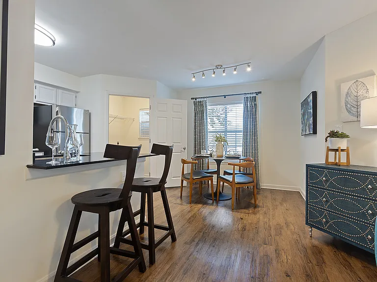 Bridlewood On Westland Apartments — Photo 79