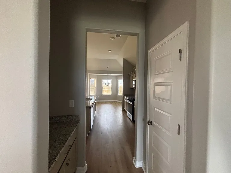 340 Chesnut Ridge Cv — Photo 39