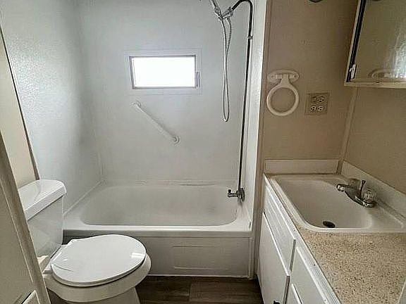 5th image of 8667 Seminole Blvd #18