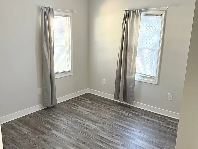 7202 Harrison Ave — Photo 4