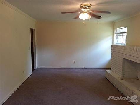 5th image of 714 N 59th Ave