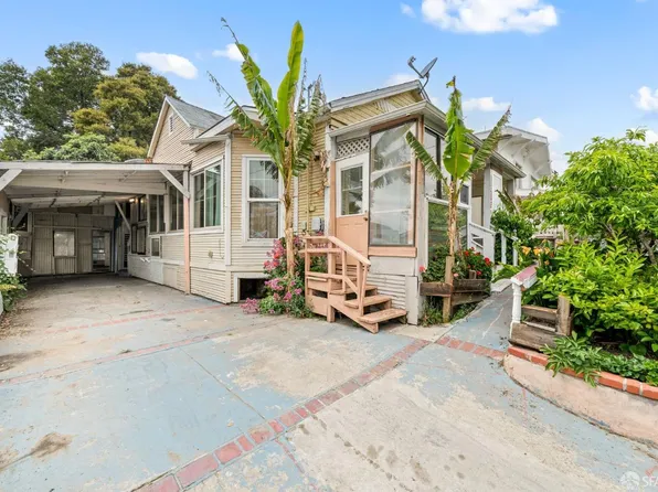 8921 Dowling St, Oakland, CA 94605