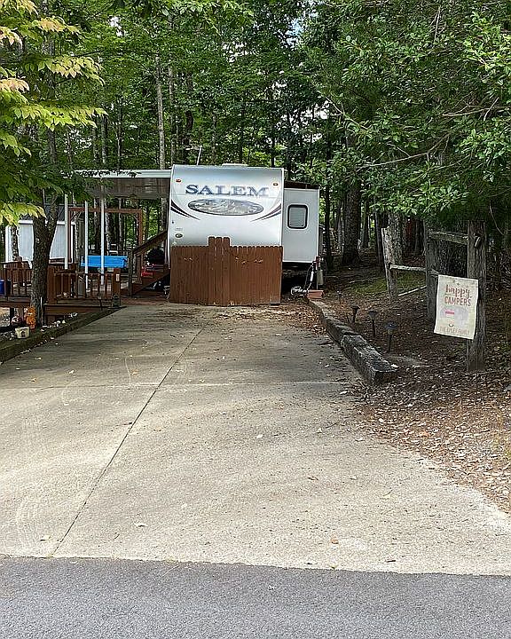 1st image of 386 Laurelwood Ln