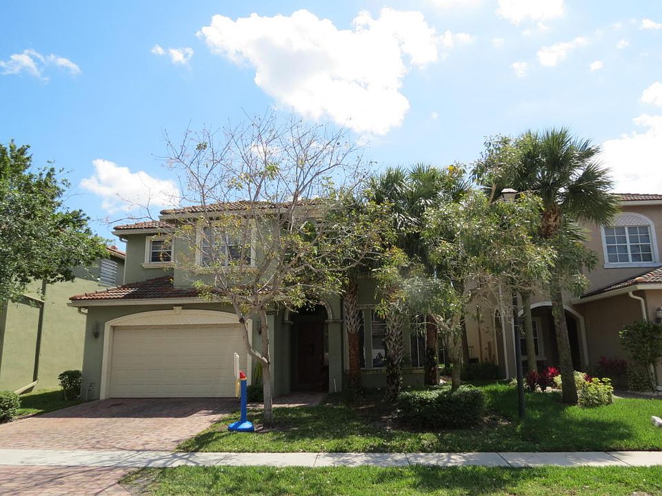 Home For Sale In Wyndsong Isle Estates